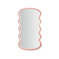 Oglindă decorativă, cu ramă ondulată, culoarea roz pudrat, 55x30x25 cm