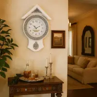 Ceas de perete cu pendul, model casuta, design elegant 30 x 50 cm