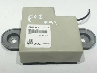 Amplificator antena 6935024 01 BMW Seria 7 (2008-2015) [F01, F02]