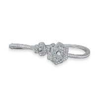 Bratara din aur alb cu pandantive florale cu diamante de 1.3ct