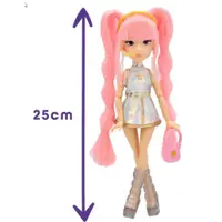 Papusa K-Pop Yuni + accesorii