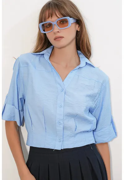 Camasa crop supradimensionata - maneci scurte - albastru - amestec de viscoza si nylon