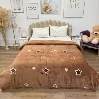 Patura Super Soft Cocolino, 200x230 cm – Rasfat absolut in zilele reci, Maro, stelute