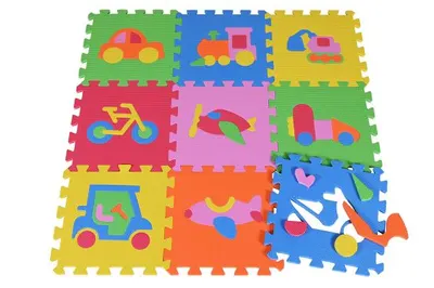 Covoras puzzle colorat Knorr Toys Trafic 9 piese din spuma moale Eva 30x30x1 cm izolator si antiderapant 3 ani+