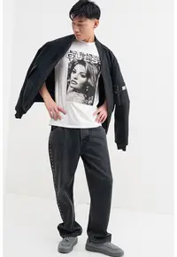 Tricou cu decolteu la baza gatului si imprimeu foto - Alb/Negru
