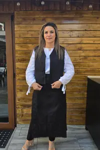 Costum Traditional Vesta si Fote Flori 5