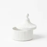 Cutie pentru bijuterii cu capac, striată, din ceramică jesmonite – 8×9 cm - Marmorată verde