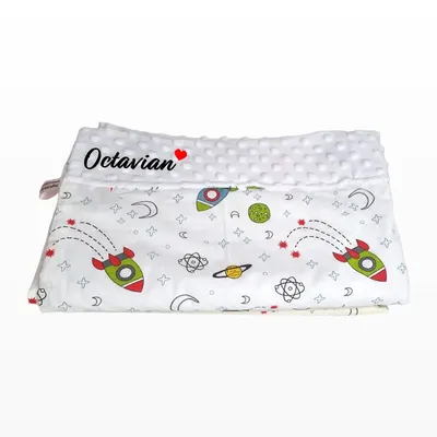 Paturica personalizata – Spatiu cosmic și Minky Alb
