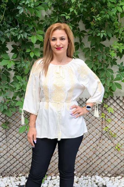 Ie Traditionala Fabiana 51