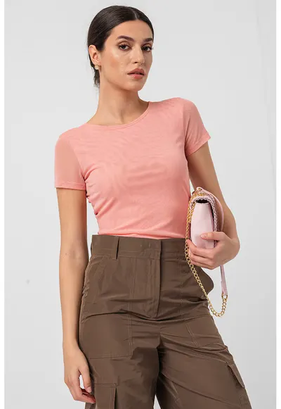 Tricou uni cu decolteu la baza gatului - Roz somon