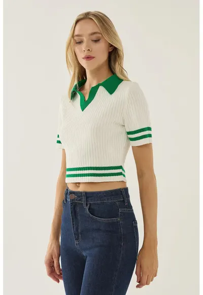 Tricou polo cu design crop - Alb