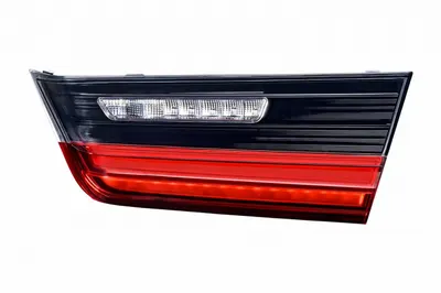 Stop spate dreapta (interior, culoare sticla fumuriu, cu lumina de ceata, lumina de marsarier) potrivit BMW 3 G20, G21 10.18