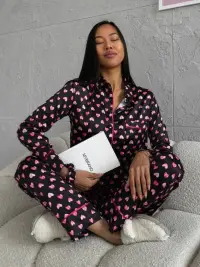 Set pijama dama din doua piese, cu nasturi – 2301408, Negru/ Roz