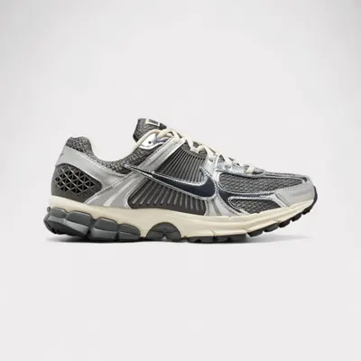 Adidași Nike Zoom Vomero 5 Gri