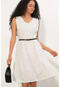 Rochie Midi A-line cu buline - Alb Prafuit - Poliester - Fara maneci - Decolteu in V - Cu curea