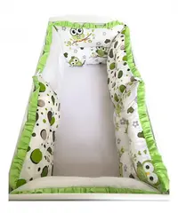 Lenjerie patut 120x60 cm cu 6 aparatori pufoase, cearsaf si paturica Bufnite verzi