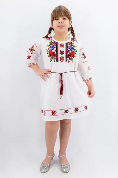 Rochie traditionala fetite Maria 4
